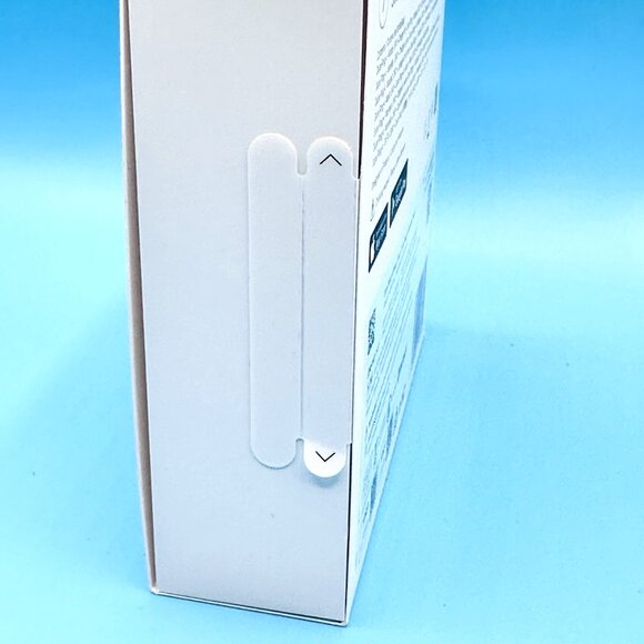 Oura Ring 4 - Smart Ring (Gen 4) - Silver - Size 7 - New and Sealed - Picture 4 of 9